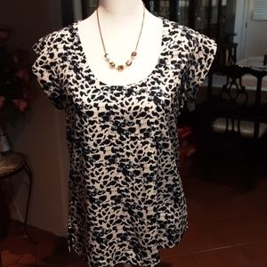 ECLAIR Black and White top